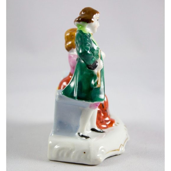 Vintage Occupied Japan Porcelain Colonial Couple Cello Figurine 1945-1952 - Picture 3 of 6